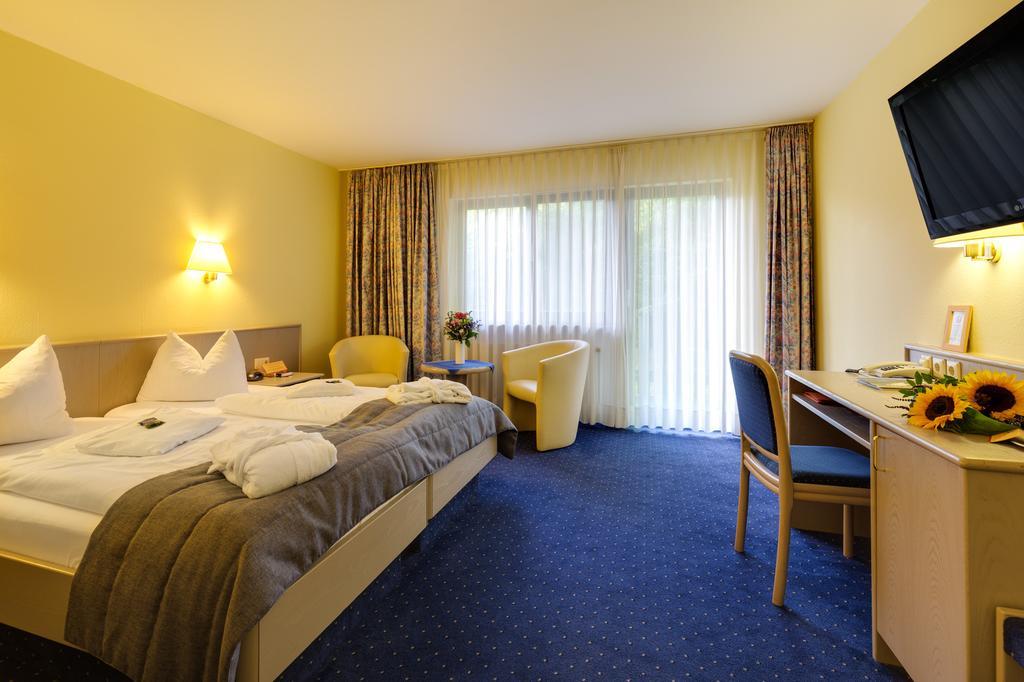 Hotel Die Kleine Blume Erfweiler Bagian luar foto